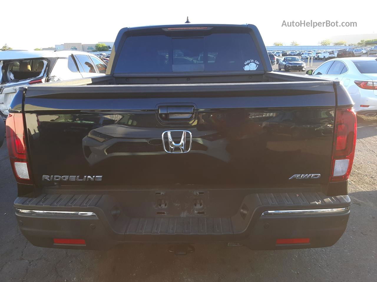 2020 Honda Ridgeline Rtl Черный vin: 5FPYK3F7XLB005531