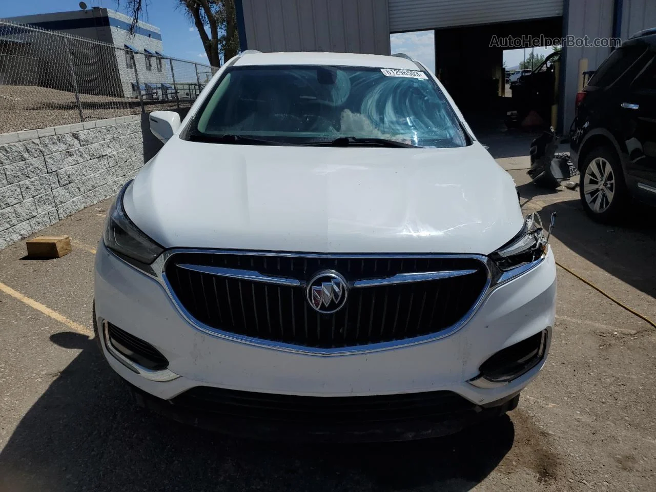 2019 Buick Enclave Essence Белый vin: 5GAERBKW0KJ167191