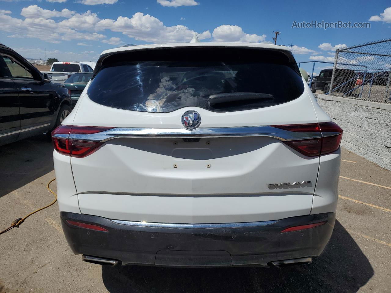 2019 Buick Enclave Essence White vin: 5GAERBKW0KJ167191