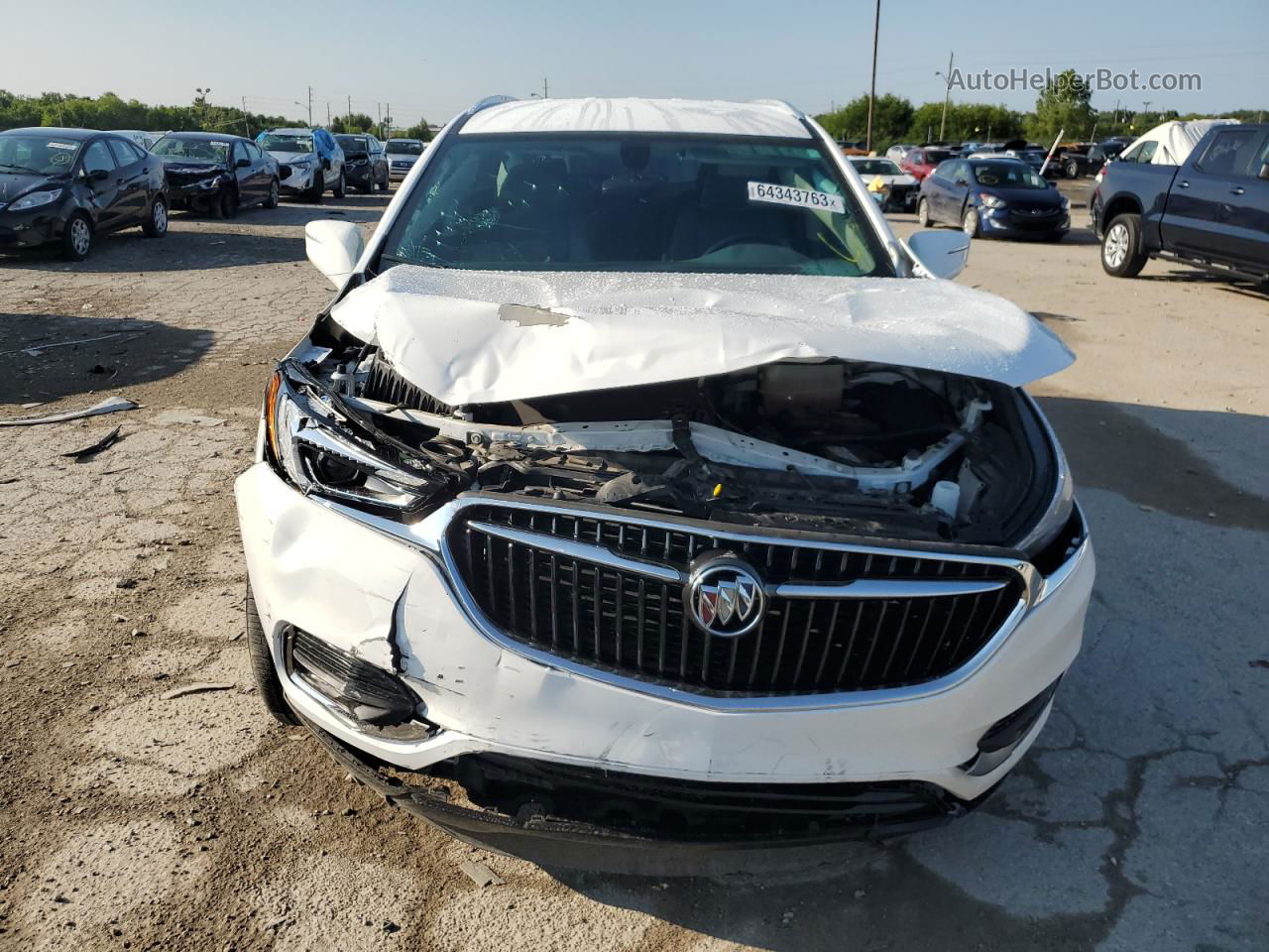 2019 Buick Enclave Essence Белый vin: 5GAERBKW9KJ221460