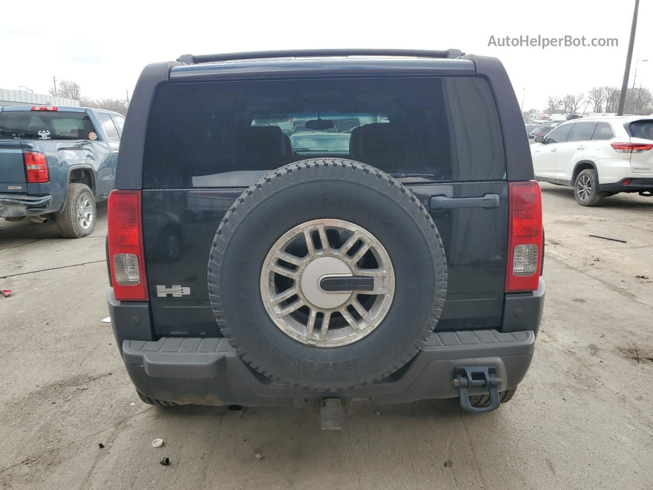 2006 Hummer H3  Black vin: 5GTDN136068138035