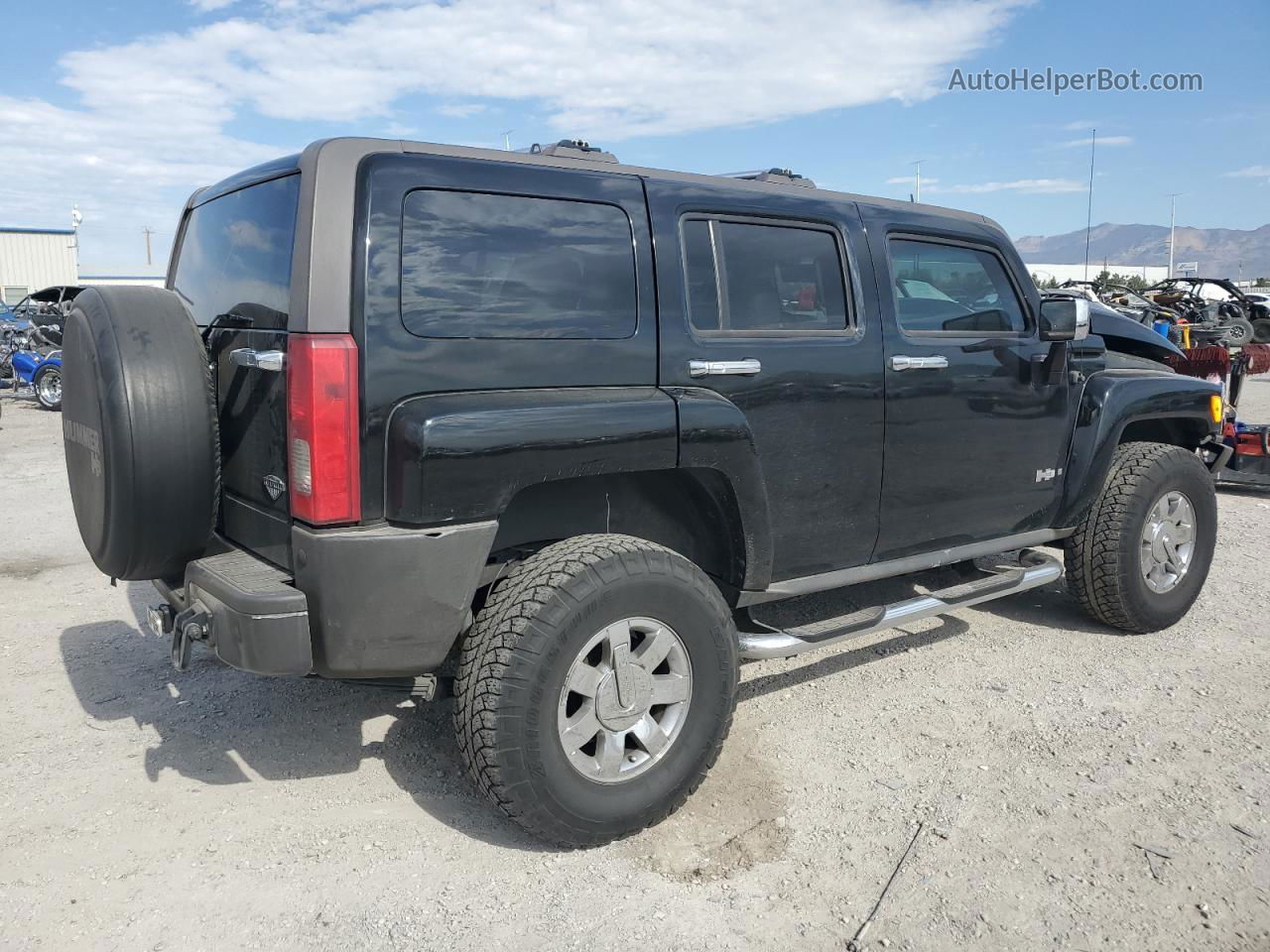 2006 Hummer H3  Black vin: 5GTDN136168118229