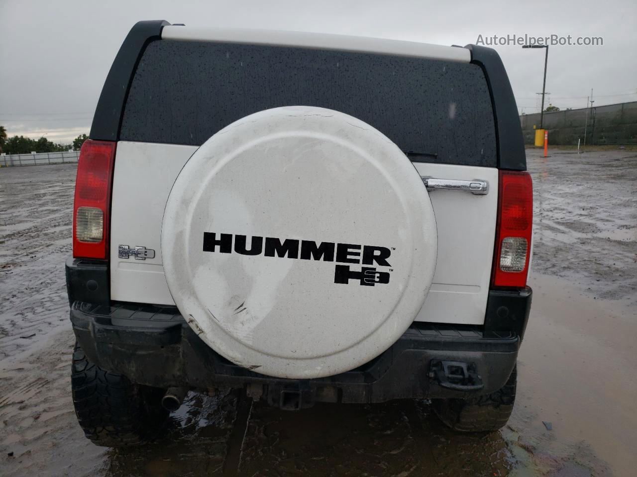 2006 Hummer H3  White vin: 5GTDN136168168919