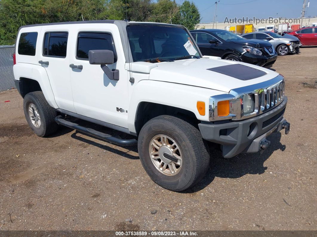 2006 Hummer H3   White vin: 5GTDN136368179355