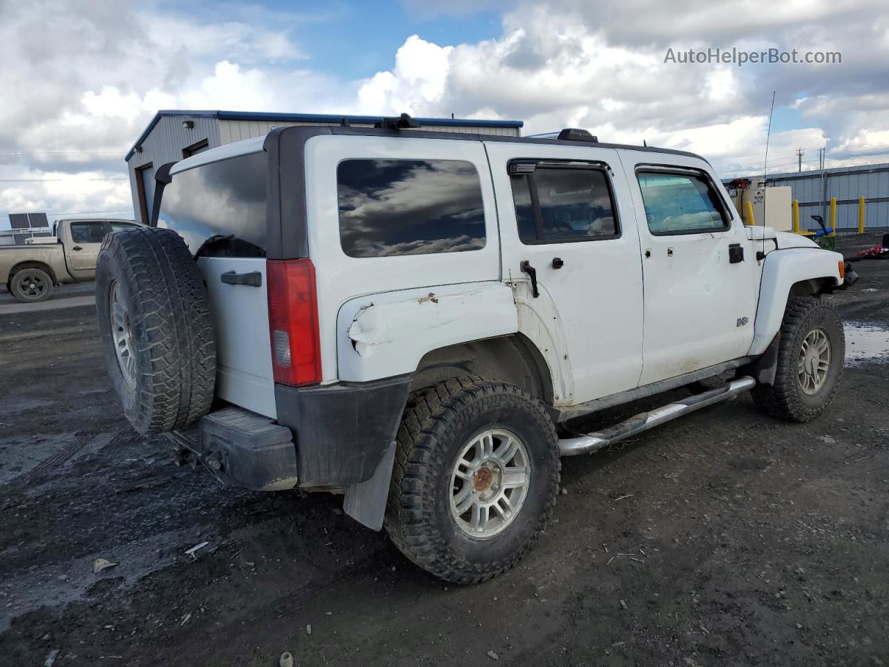 2006 Hummer H3  White vin: 5GTDN136368252093