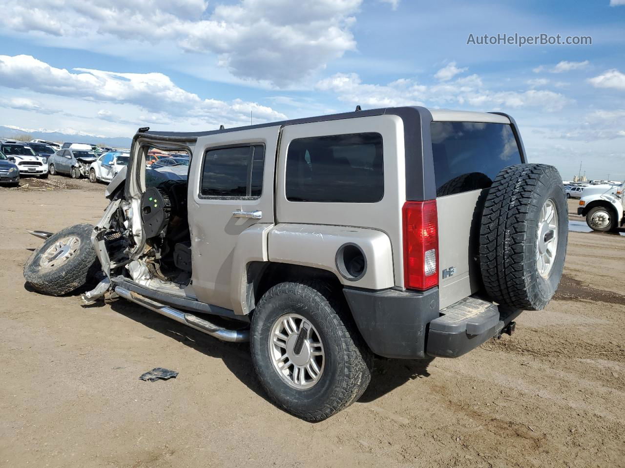 2006 Hummer H3  Серебряный vin: 5GTDN136468141326