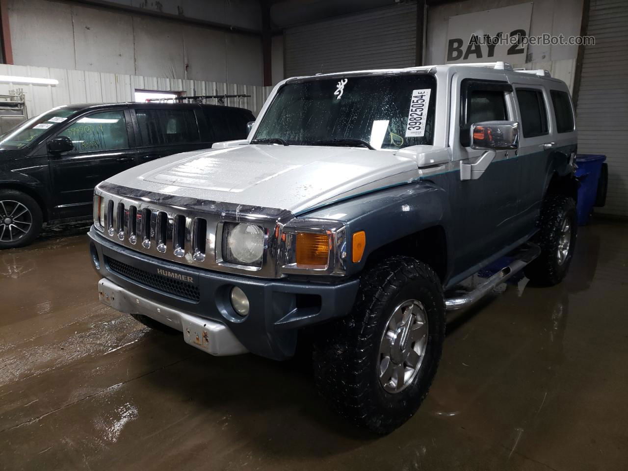 2006 Hummer H3  Two Tone vin: 5GTDN136468175122