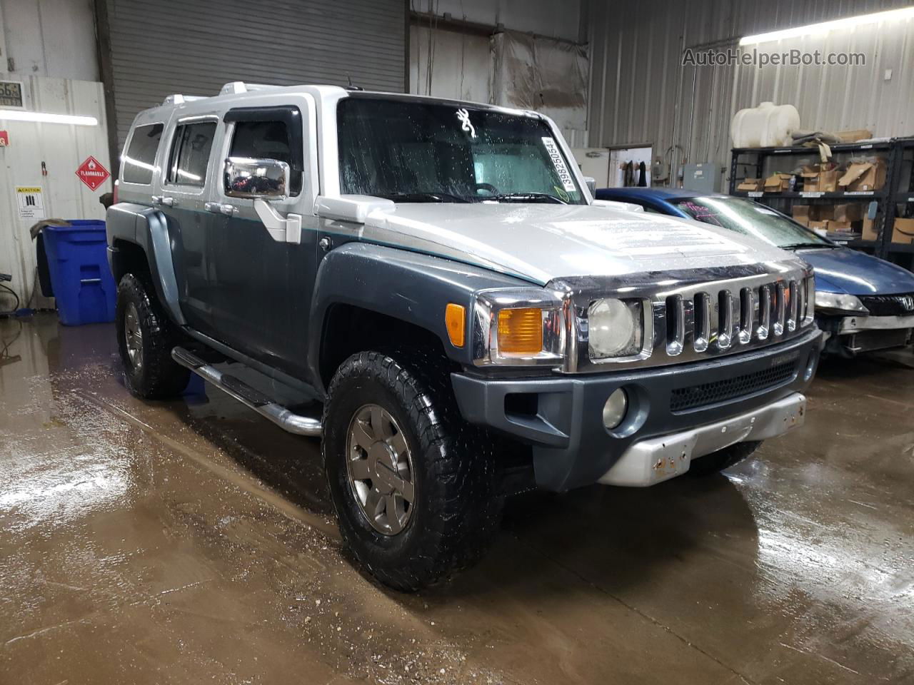 2006 Hummer H3  Two Tone vin: 5GTDN136468175122