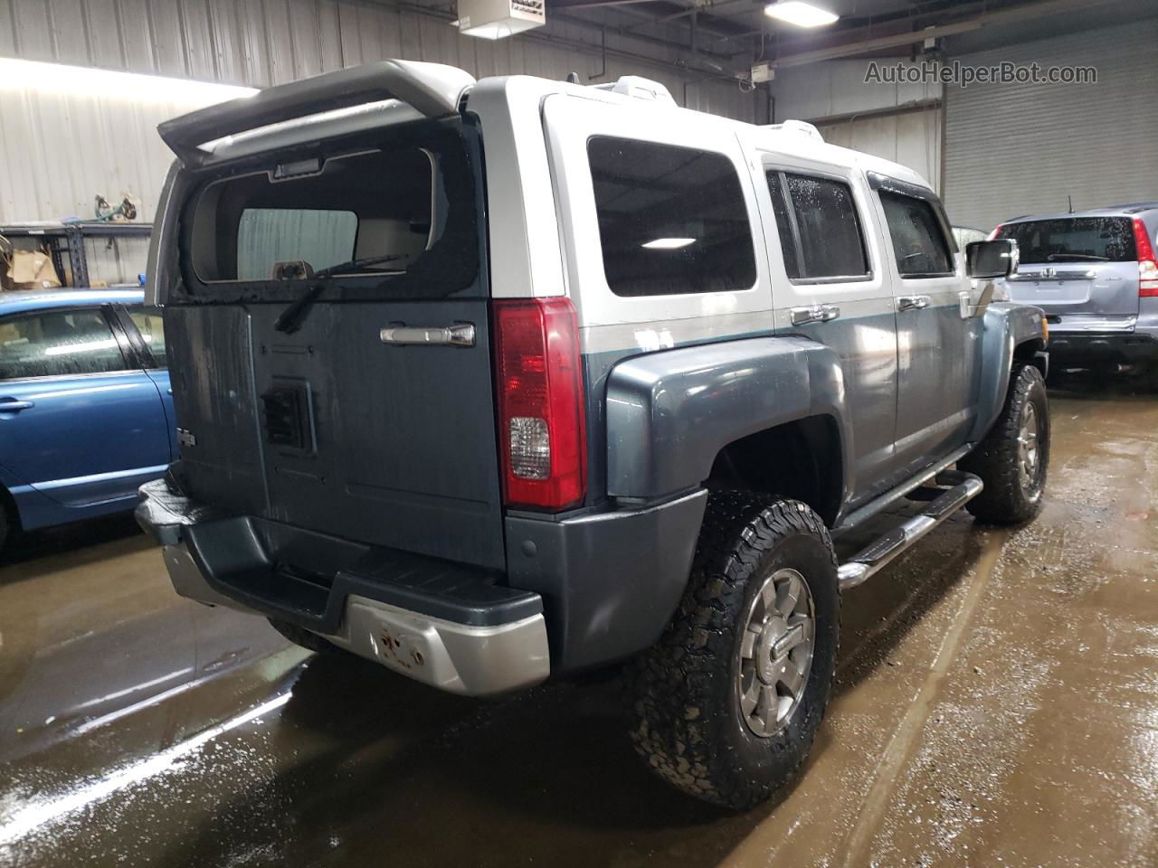 2006 Hummer H3  Two Tone vin: 5GTDN136468175122