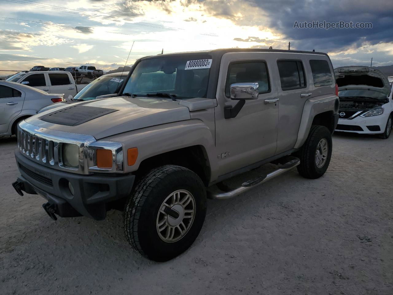 2006 Hummer H3  Silver vin: 5GTDN136568163559