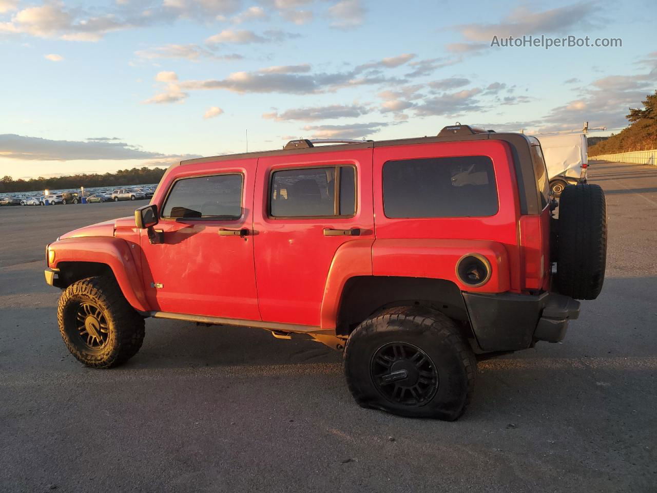 2006 Hummer H3  Красный vin: 5GTDN136568290201