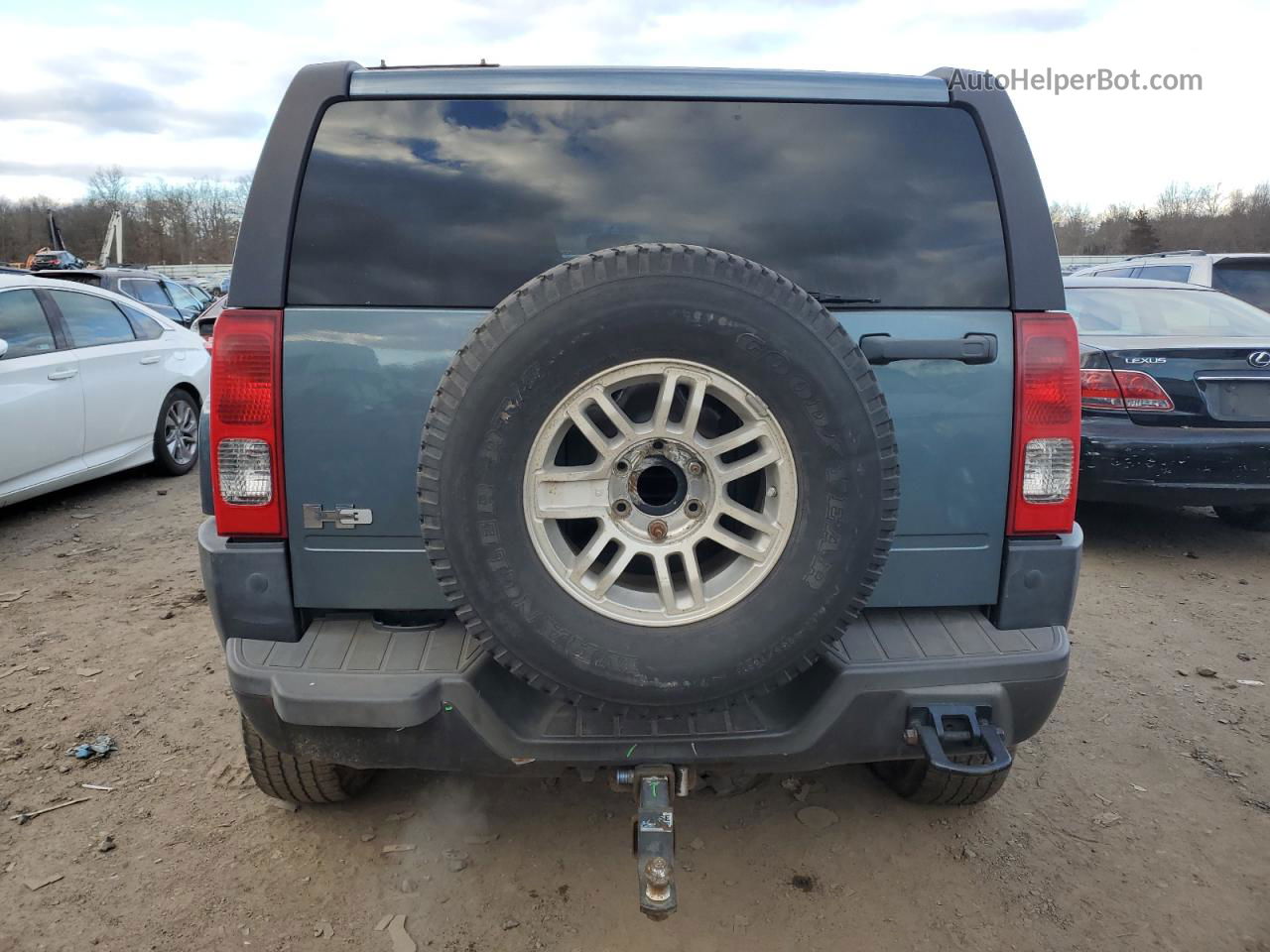 2006 Hummer H3  Gray vin: 5GTDN136668210730