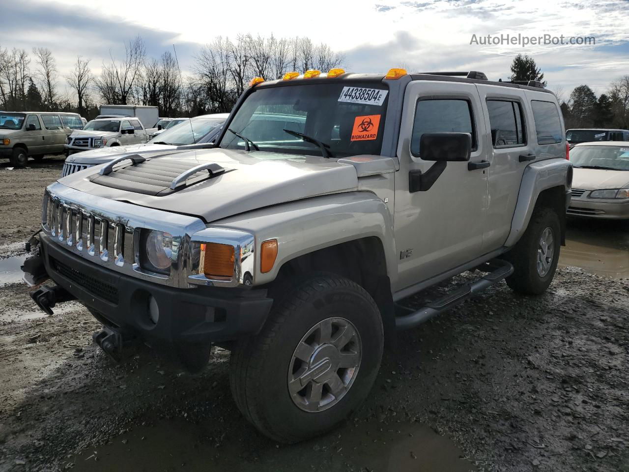 2006 Hummer H3  Beige vin: 5GTDN136668226698