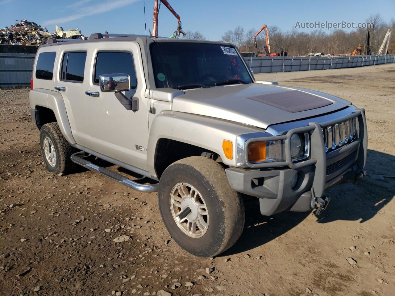 2006 Hummer H3  Beige vin: 5GTDN136768108403