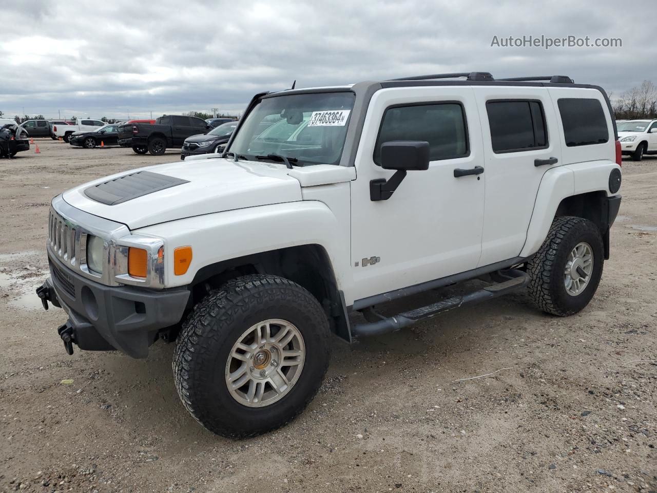 2006 Hummer H3  White vin: 5GTDN136768118851