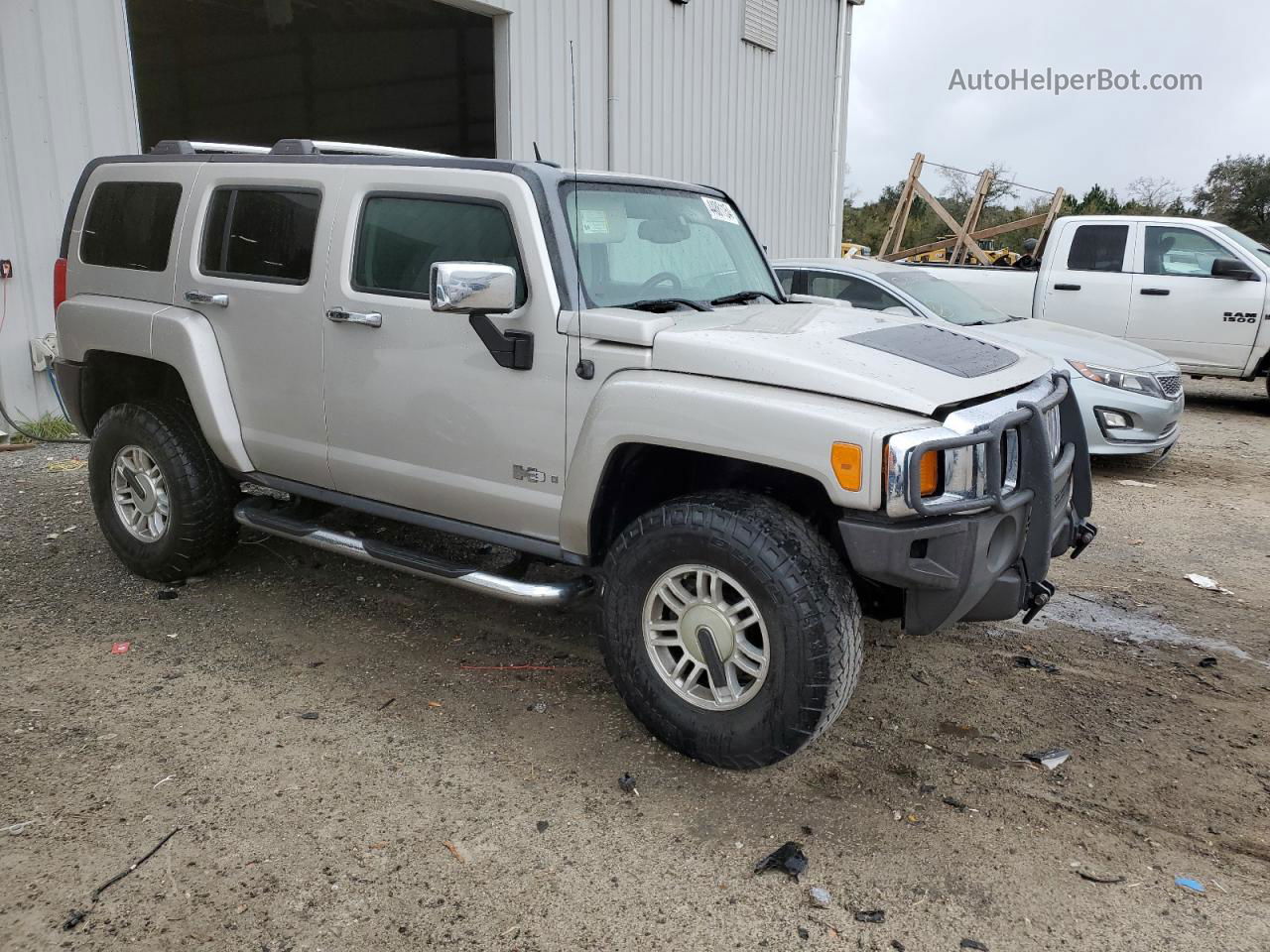 2006 Hummer H3  Silver vin: 5GTDN136868104294