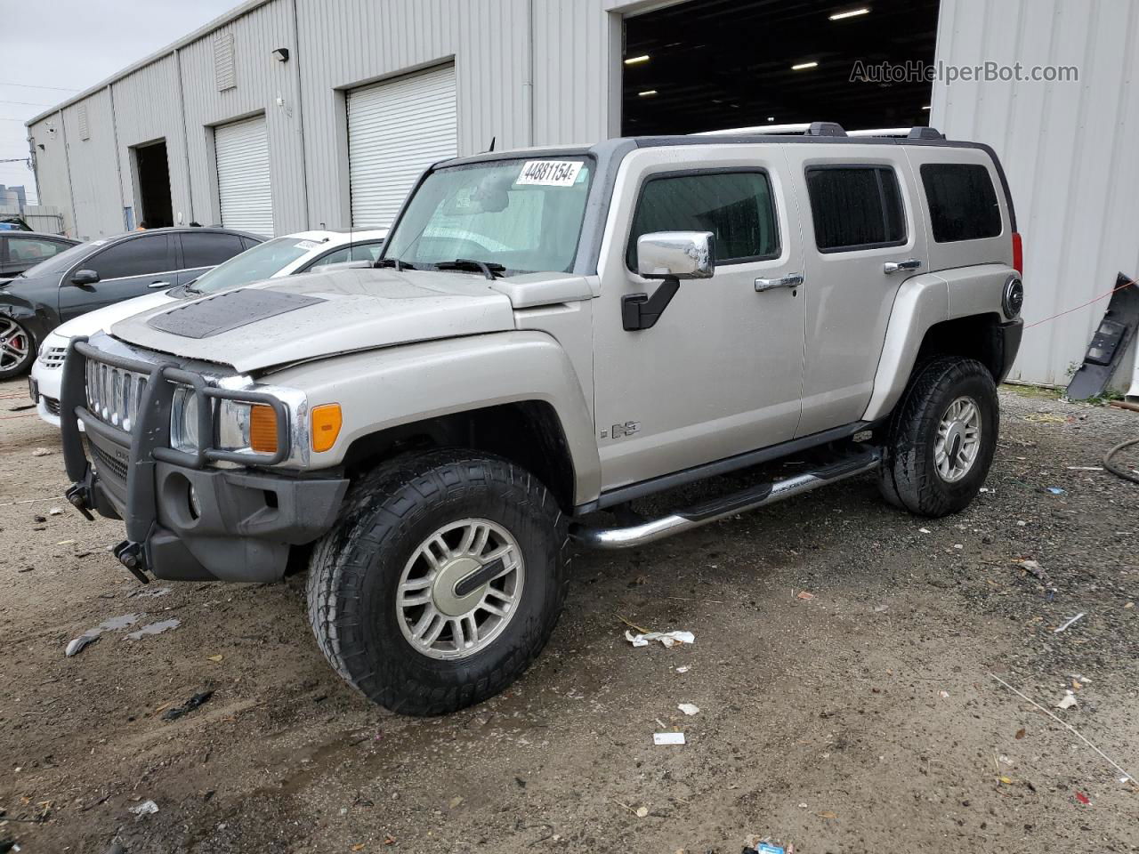 2006 Hummer H3  Серебряный vin: 5GTDN136868104294