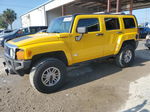 2006 Hummer H3  Желтый vin: 5GTDN136868106448