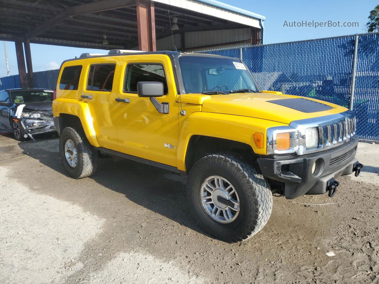 2006 Hummer H3  Желтый vin: 5GTDN136868106448