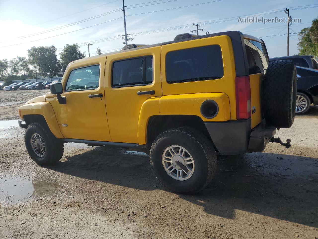 2006 Hummer H3  Желтый vin: 5GTDN136868106448