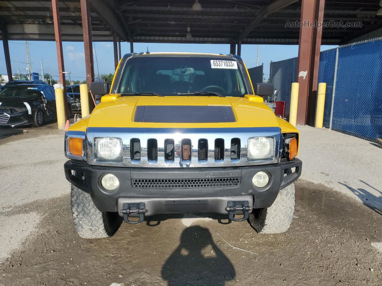 2006 Hummer H3  Желтый vin: 5GTDN136868106448