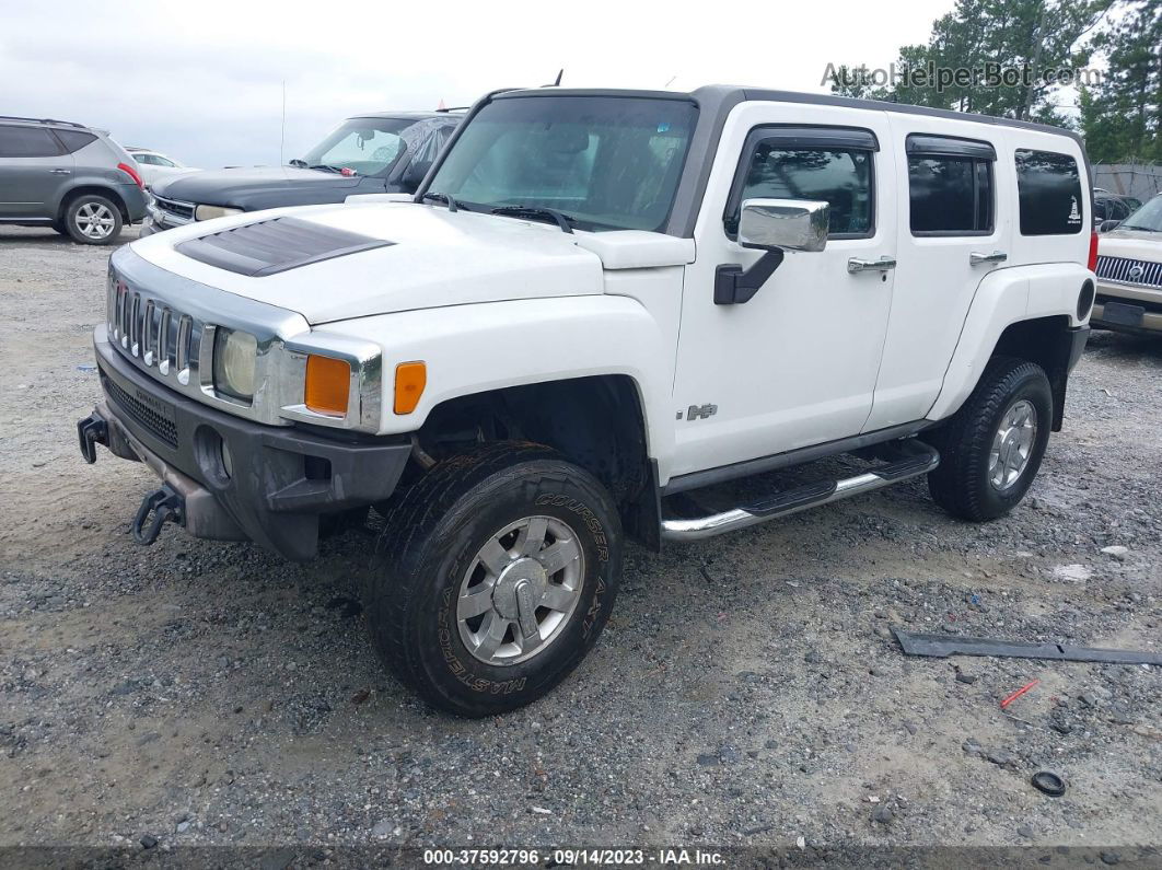 2006 Hummer H3   Белый vin: 5GTDN136868147887