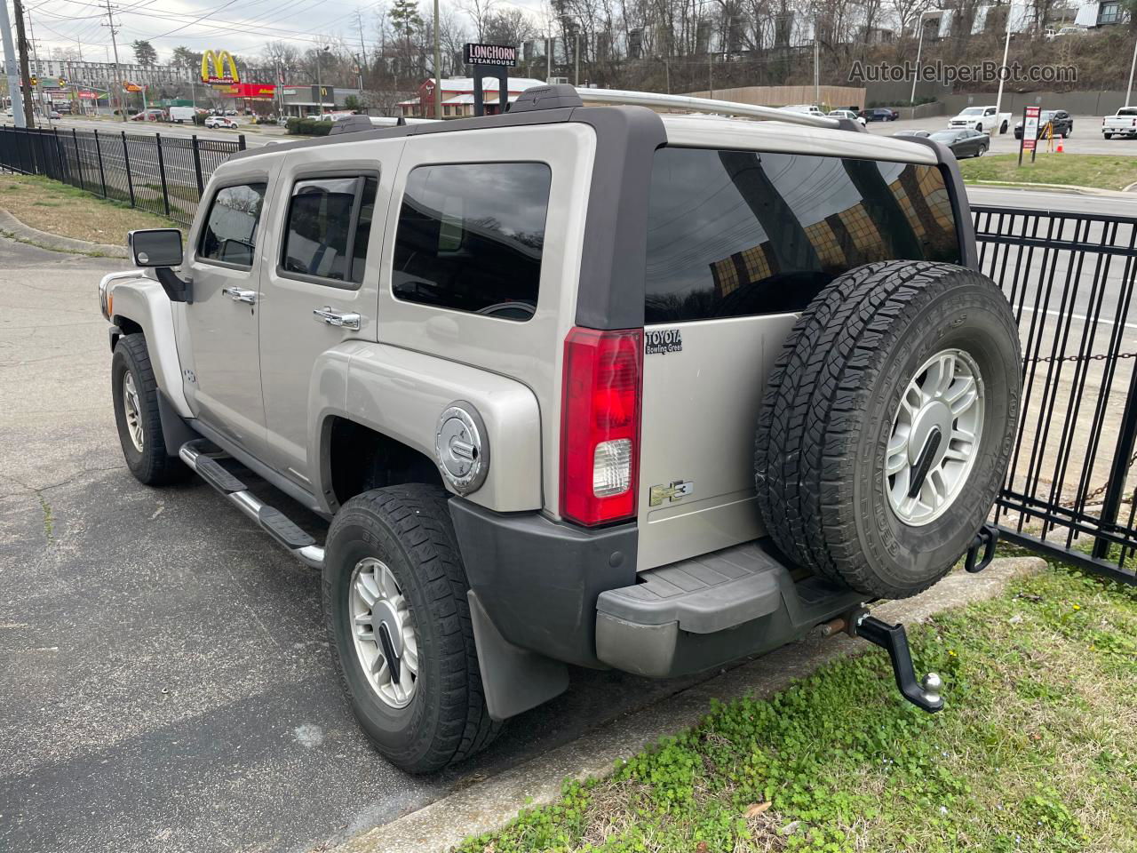 2006 Hummer H3  Gray vin: 5GTDN136868200944