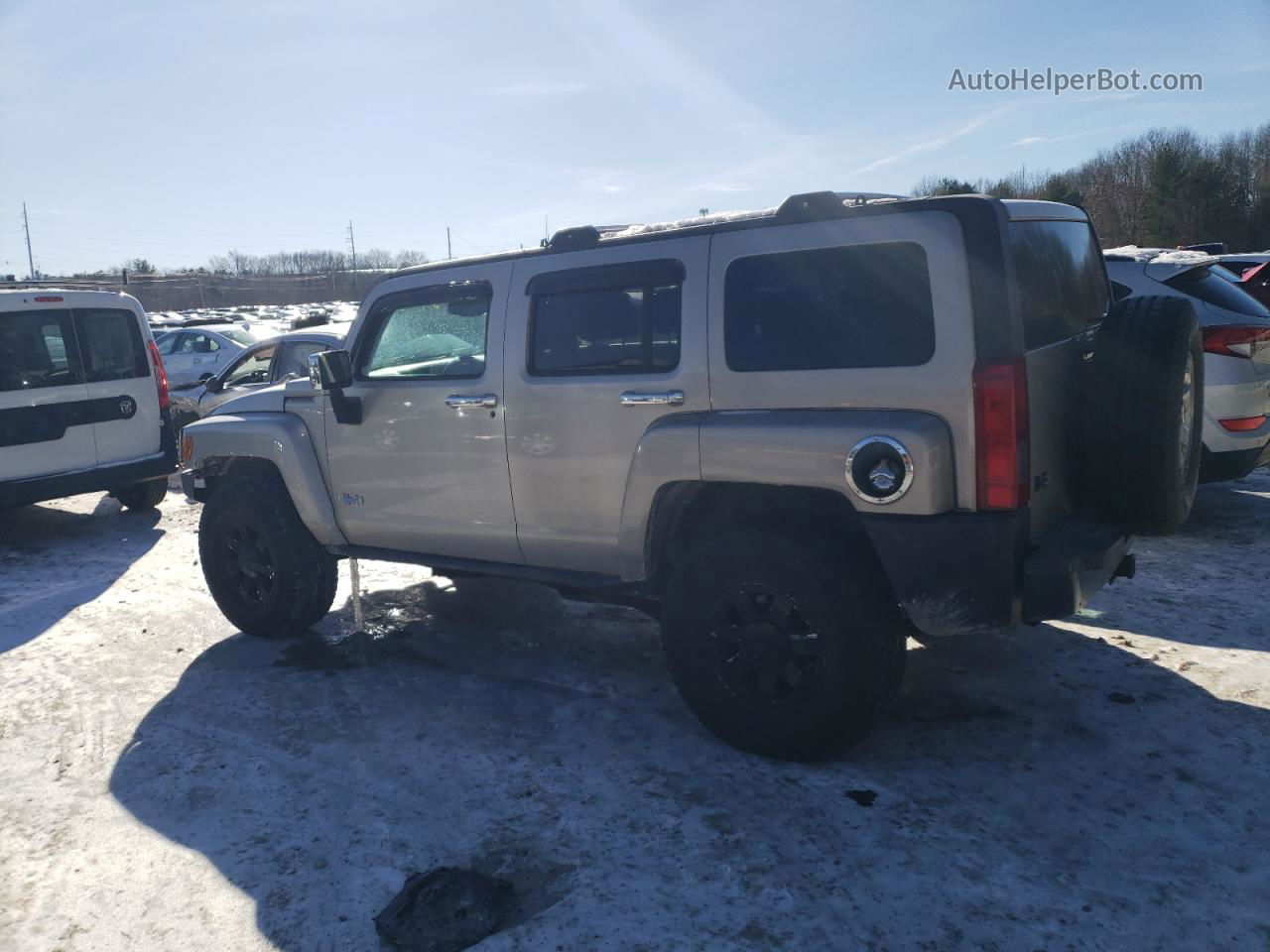 2006 Hummer H3  Beige vin: 5GTDN136968104448