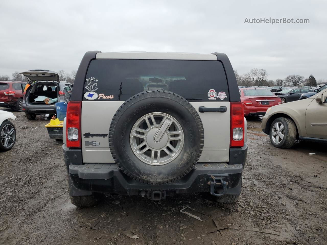 2006 Hummer H3  Серебряный vin: 5GTDN136X68149947