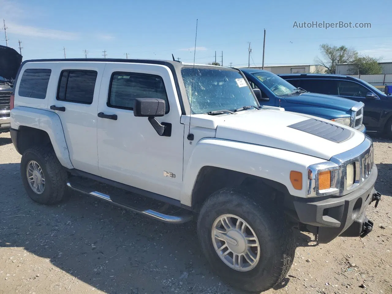 2007 Hummer H3  White vin: 5GTDN13E078148346