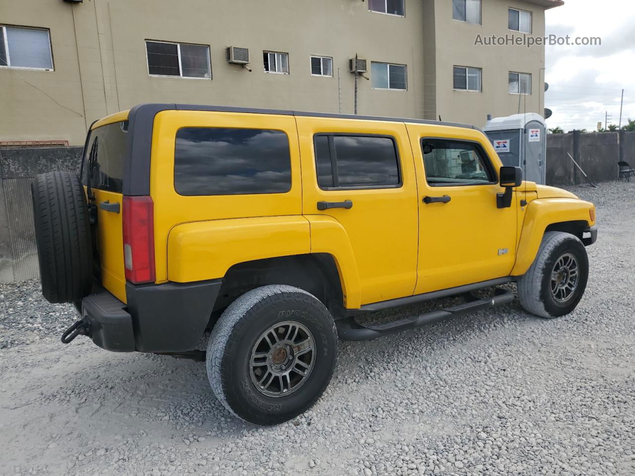 2007 Hummer H3  Yellow vin: 5GTDN13E078192282