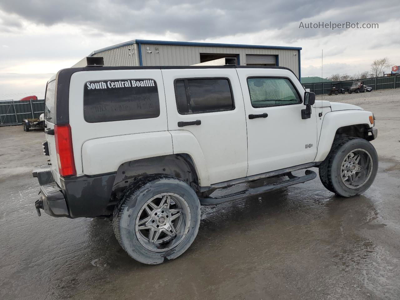 2007 Hummer H3  White vin: 5GTDN13E078206987