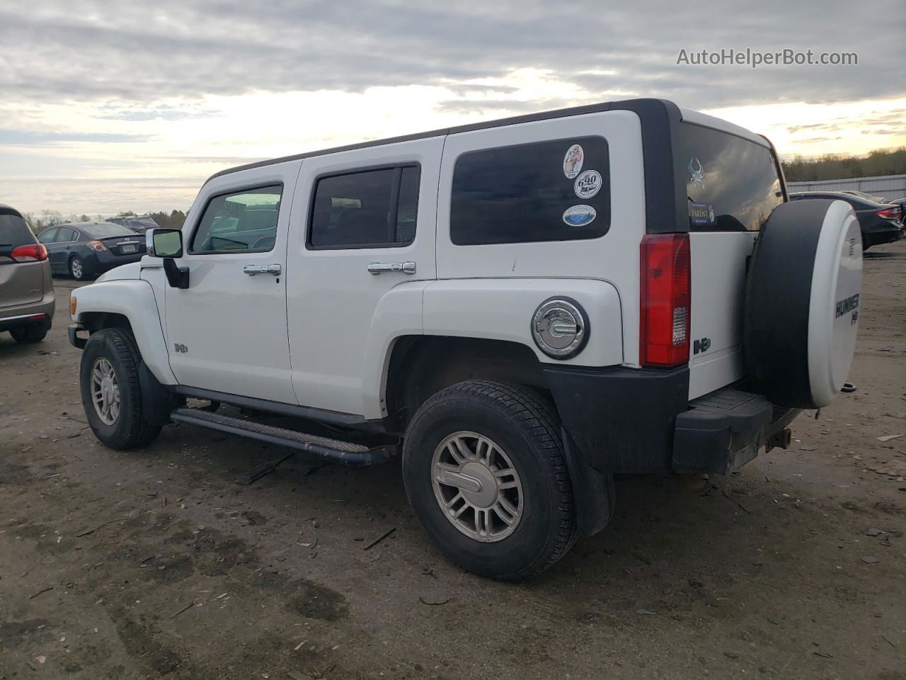 2007 Hummer H3  Белый vin: 5GTDN13E078243988