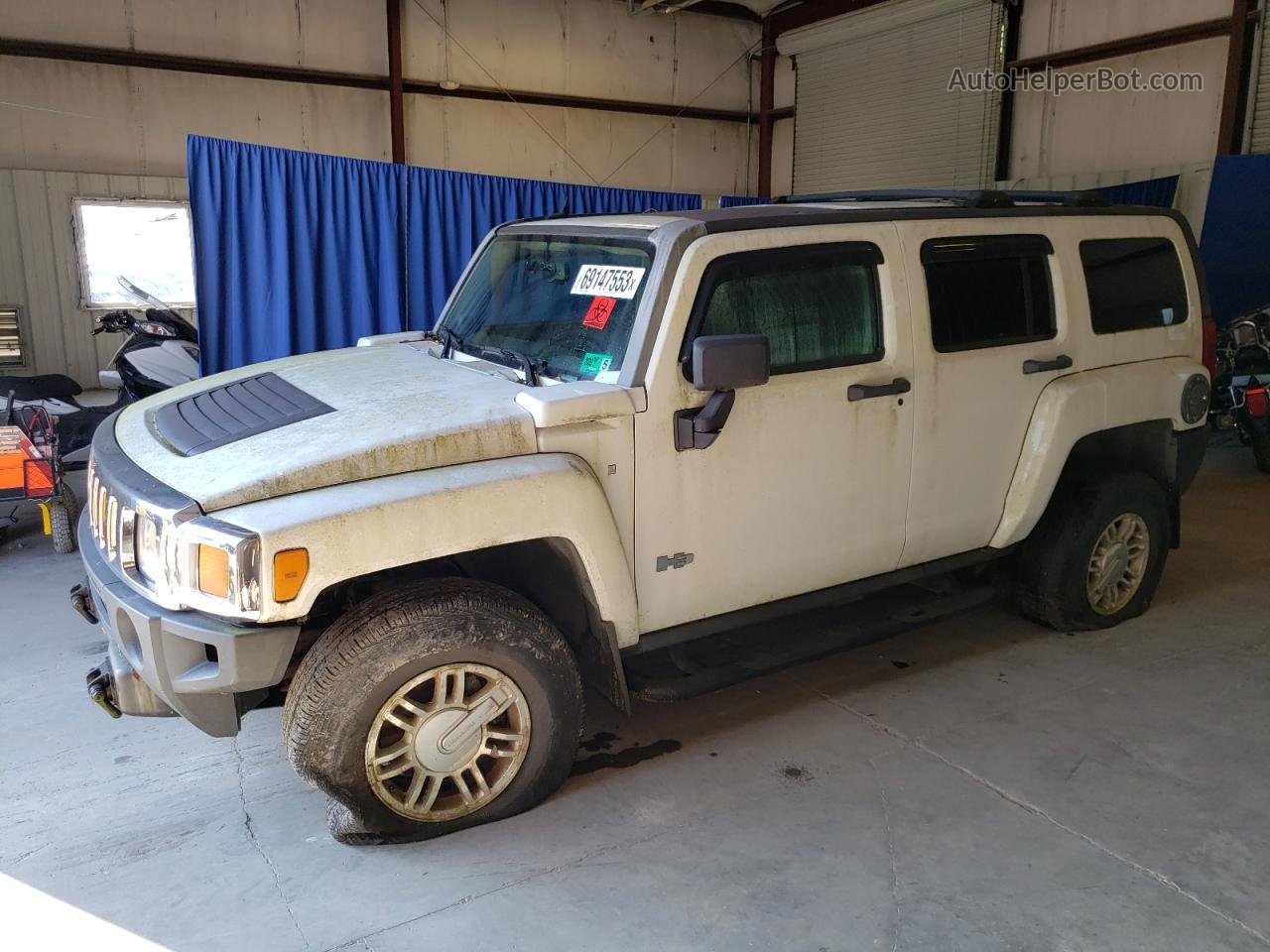 2007 Hummer H3  White vin: 5GTDN13E278184555