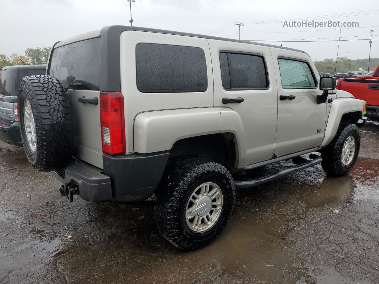 2007 Hummer H3  Silver vin: 5GTDN13E278207106