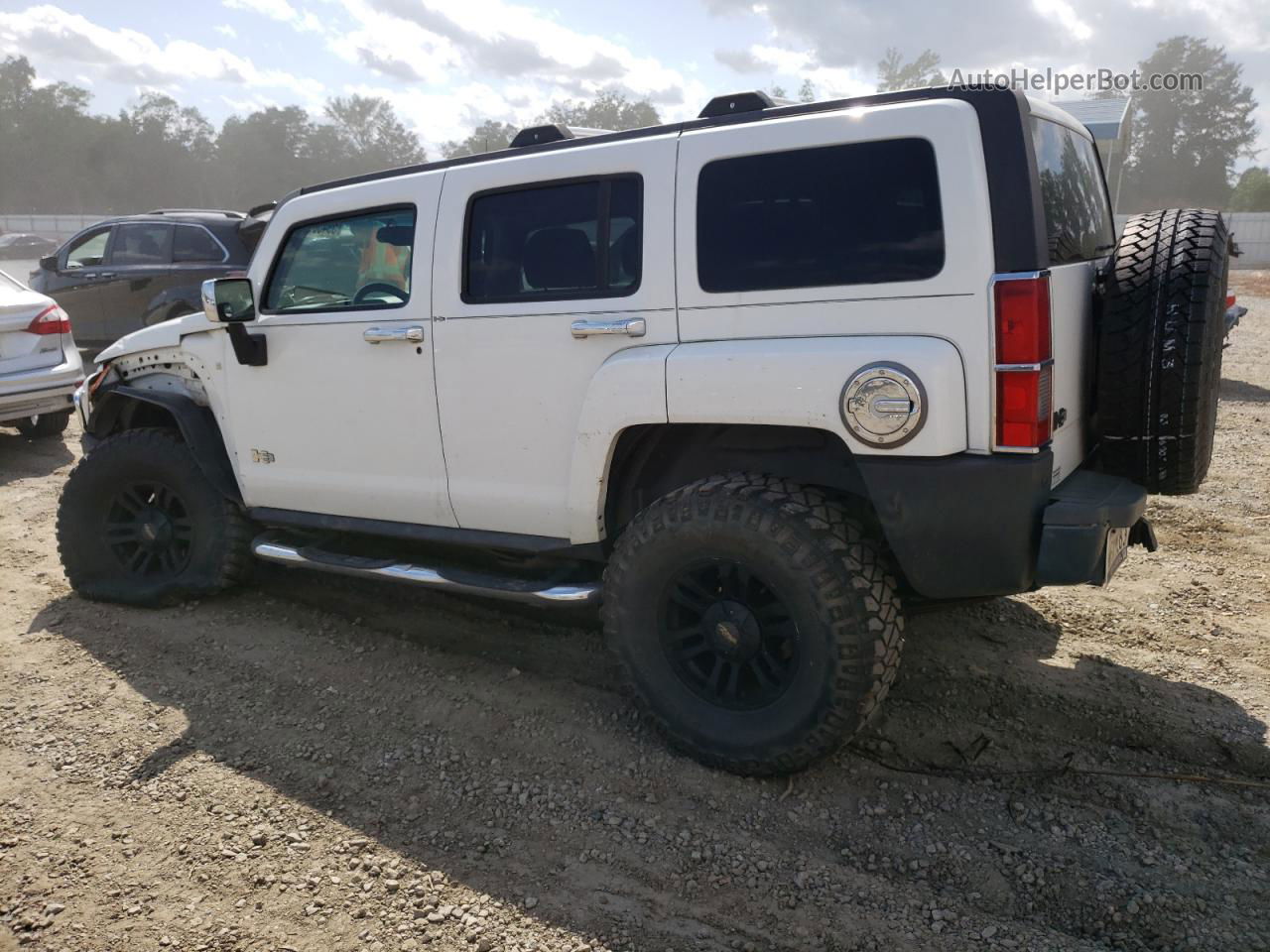 2007 Hummer H3  White vin: 5GTDN13E578148116