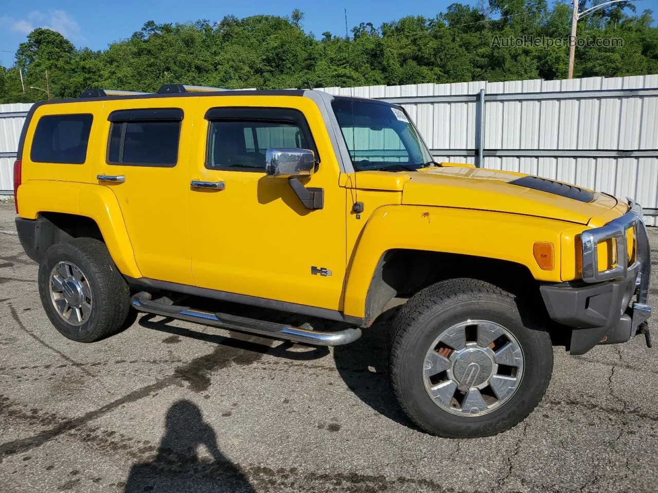 2007 Hummer H3  Yellow vin: 5GTDN13E578157172