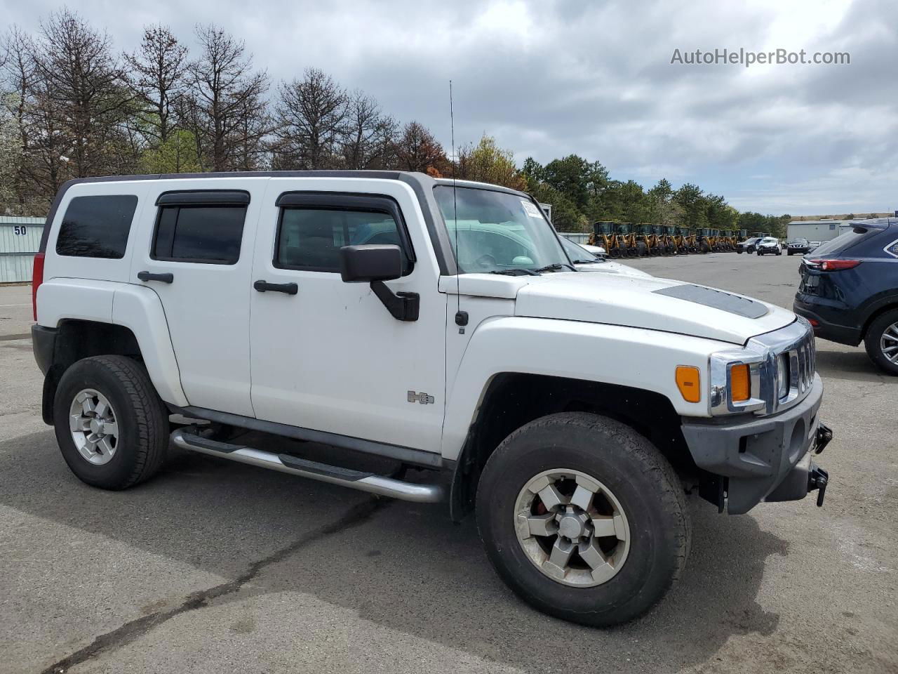 2007 Hummer H3  White vin: 5GTDN13E578184727