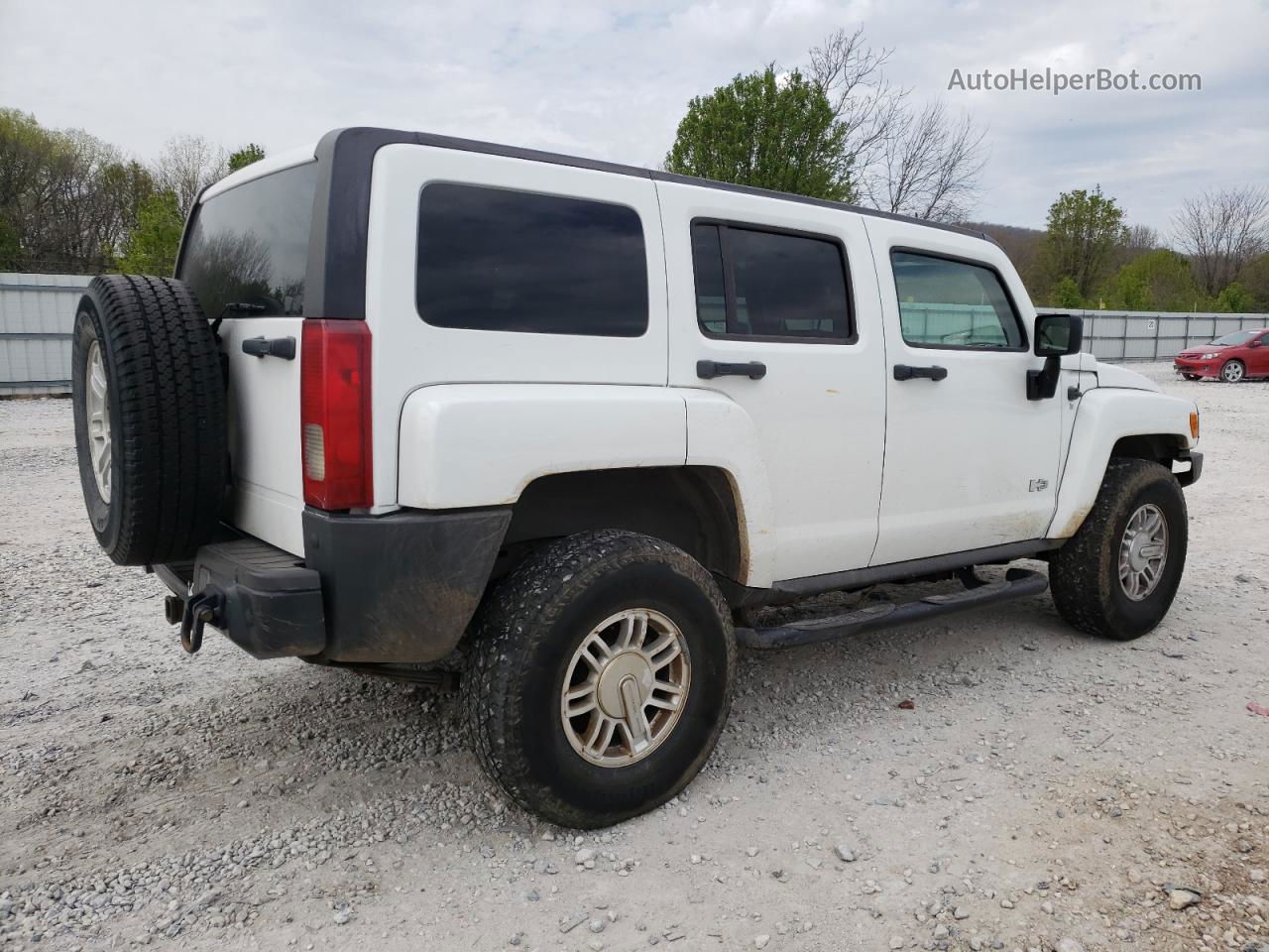 2007 Hummer H3  White vin: 5GTDN13E578246031