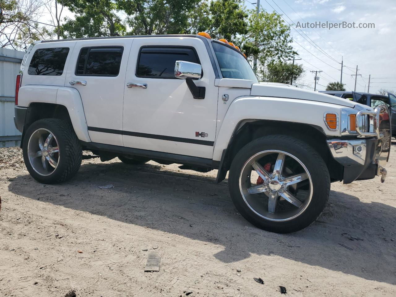 2007 Hummer H3 White vin: 5GTDN13E878230115