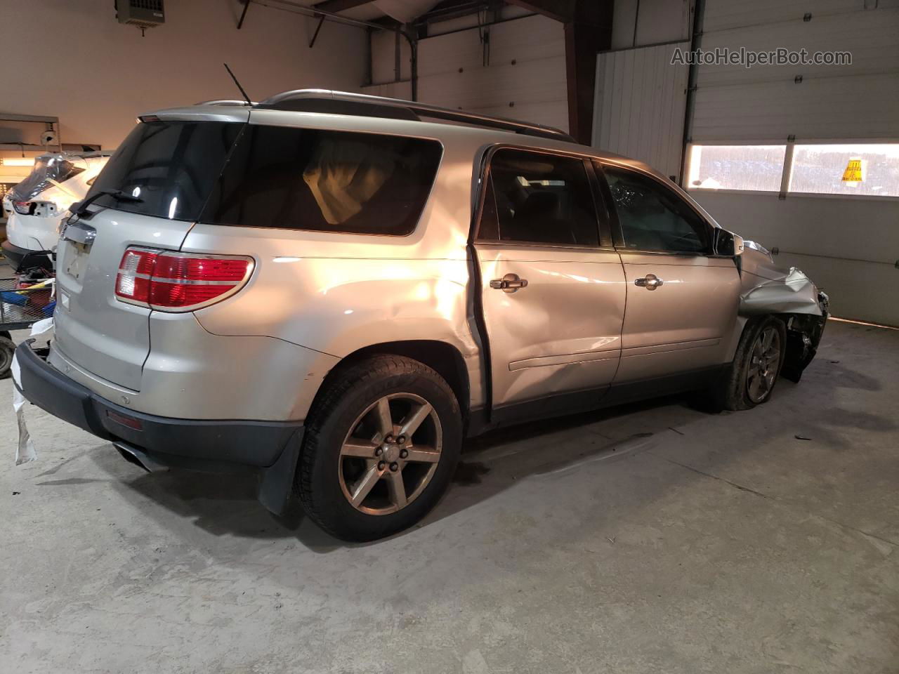 2008 Saturn Outlook Xr Silver vin: 5GZER33758J270349