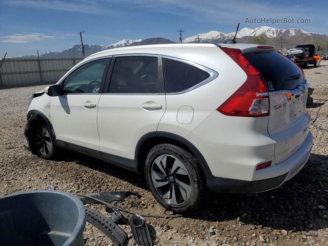 2015 Honda Cr-v Touring White vin: 5J6RM4H97FL130039