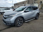 2017 Honda Cr-v Touring Серебряный vin: 5J6RW2H98HL000417