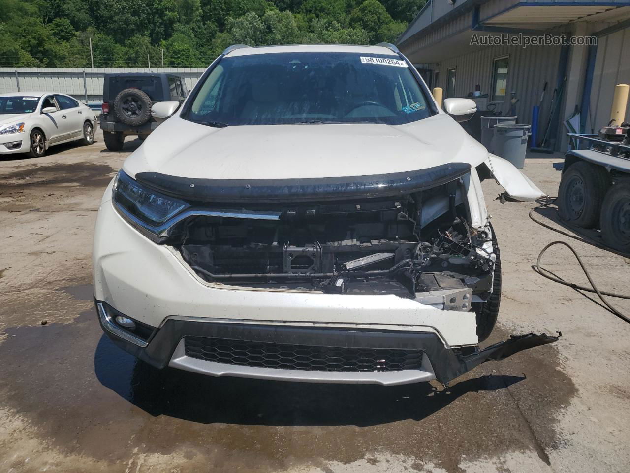 2017 Honda Cr-v Touring White vin: 5J6RW2H9XHL003738