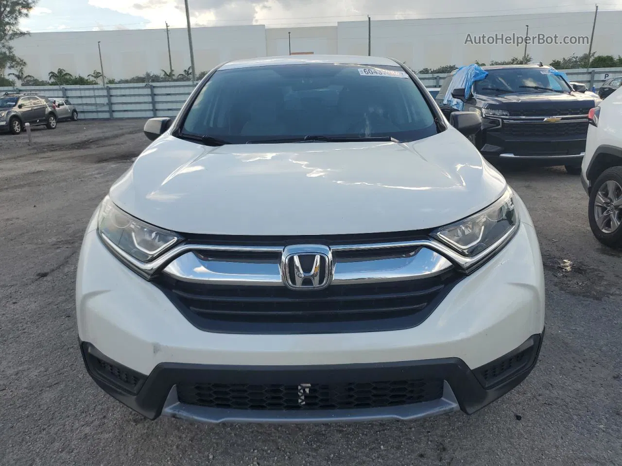 2017 Honda Cr-v Lx White vin: 5J6RW5H31HL004810