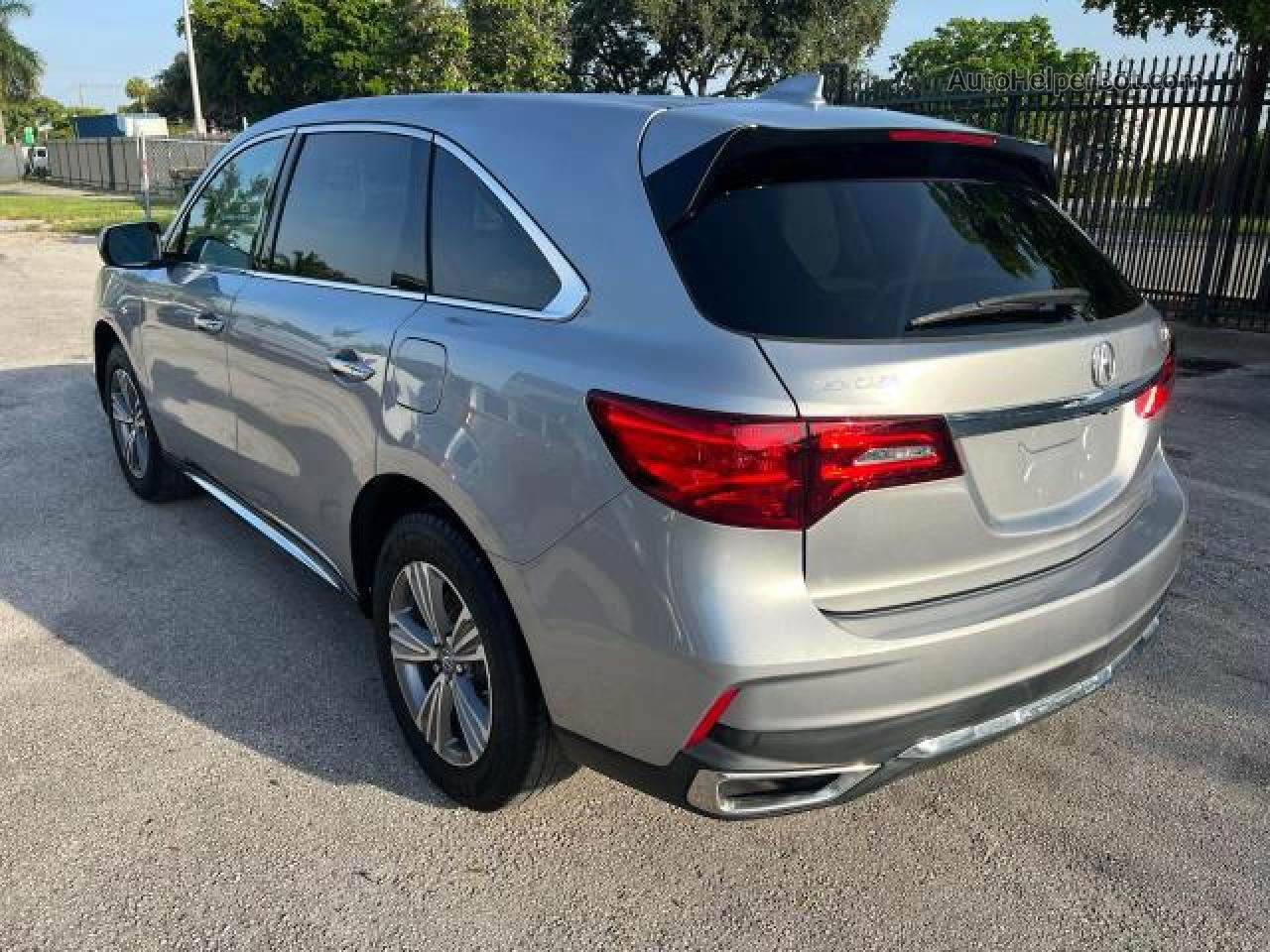 2020 Acura Mdx  Серебряный vin: 5J8YD3H36LL015825