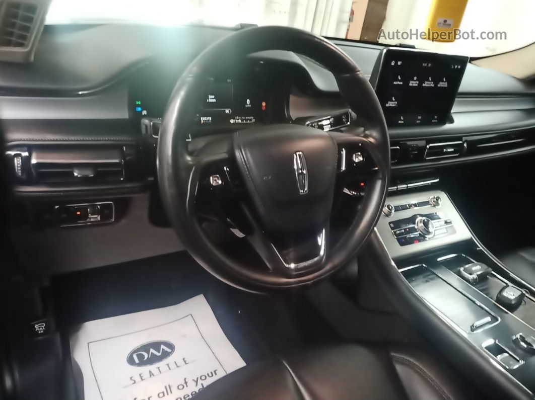 2020 Lincoln Aviator Standard Unknown vin: 5LM5J6XC4LGL07567