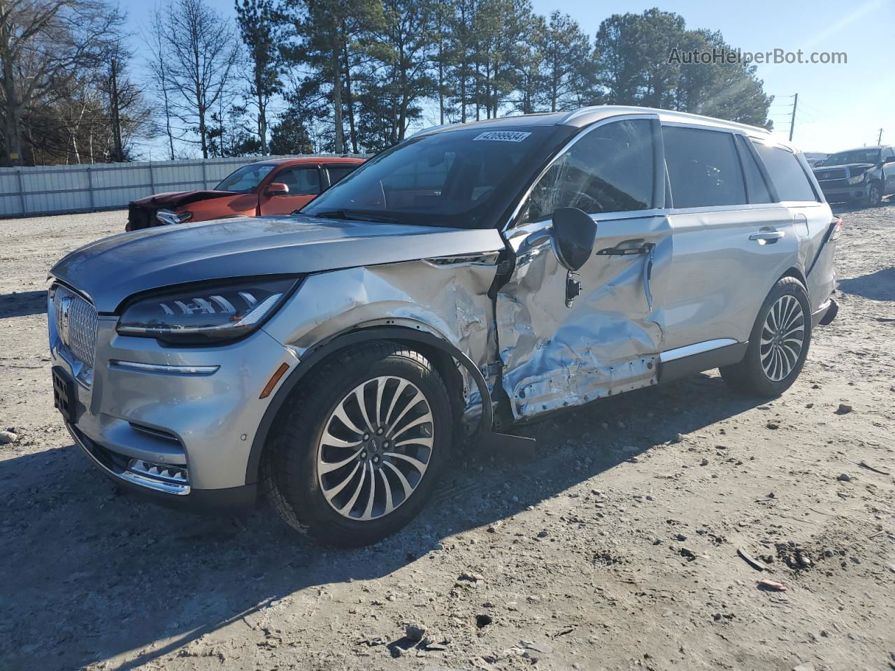 2020 Lincoln Aviator Reserve Silver vin: 5LM5J7WC1LGL38038