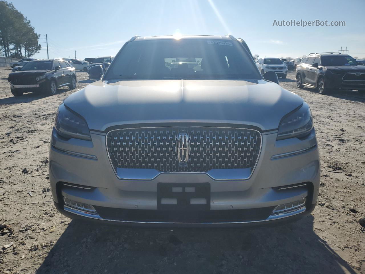 2020 Lincoln Aviator Reserve Серебряный vin: 5LM5J7WC1LGL38038