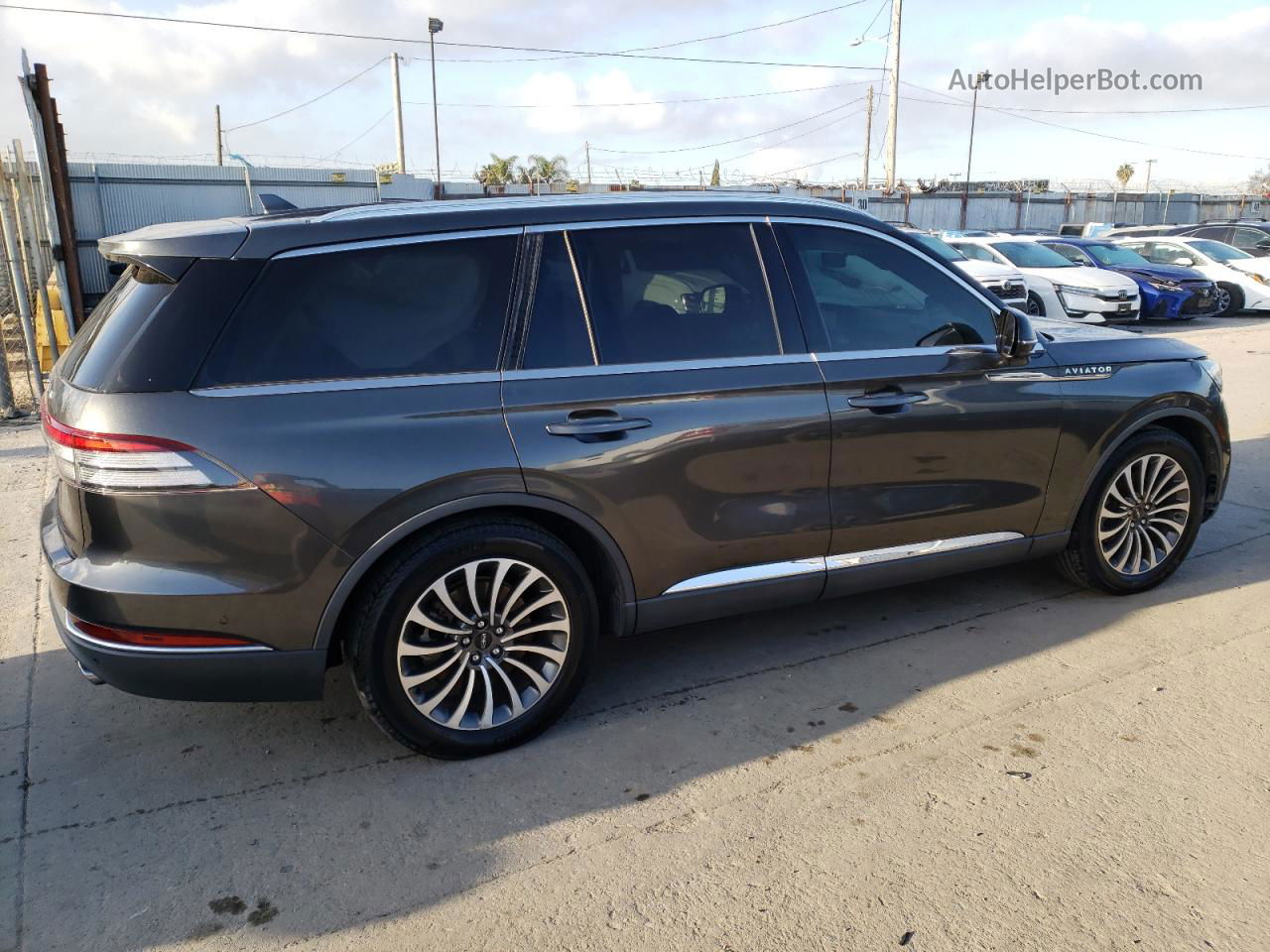 2020 Lincoln Aviator Reserve Gray vin: 5LM5J7WC6LGL17511